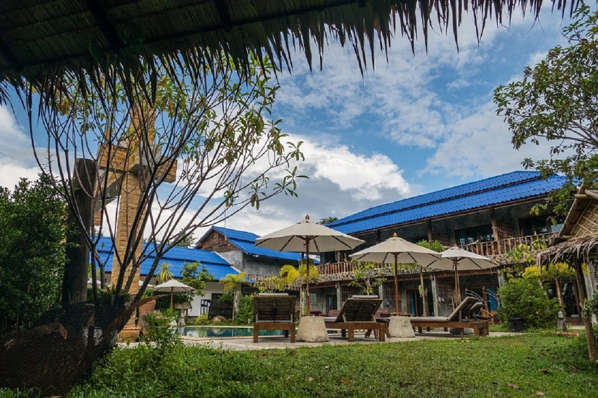 wonderland healing center the Best Place for Yoga Teacher Trainings in Koh Phangan Thailand
